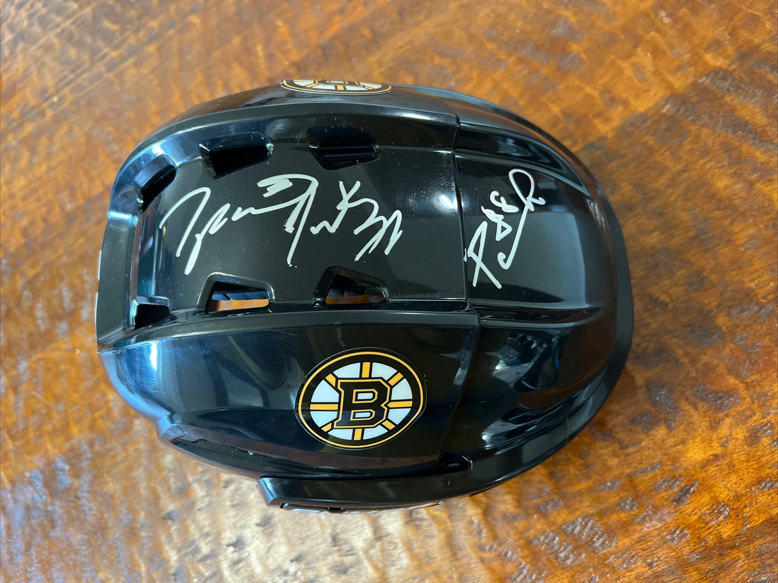 David Pastrnak Bergeron Hall Signed Full Size Hockey Helmet Psa/Dna Coa Bruins
