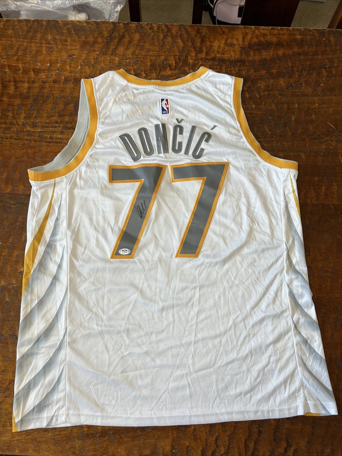 Luka Doncic Signed Dallas Mavericks Jersey PSA DNA Coa Autographed