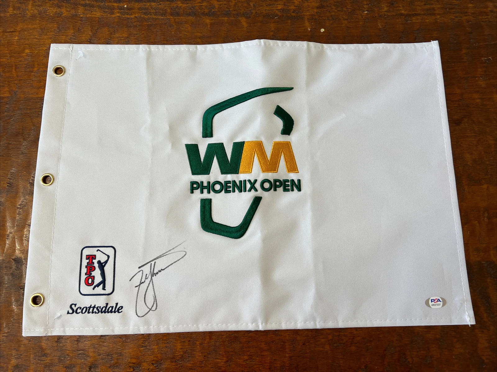 Zach Johnson Signed Undated Waste Management Flag PGA PSA DNA Coa Golf