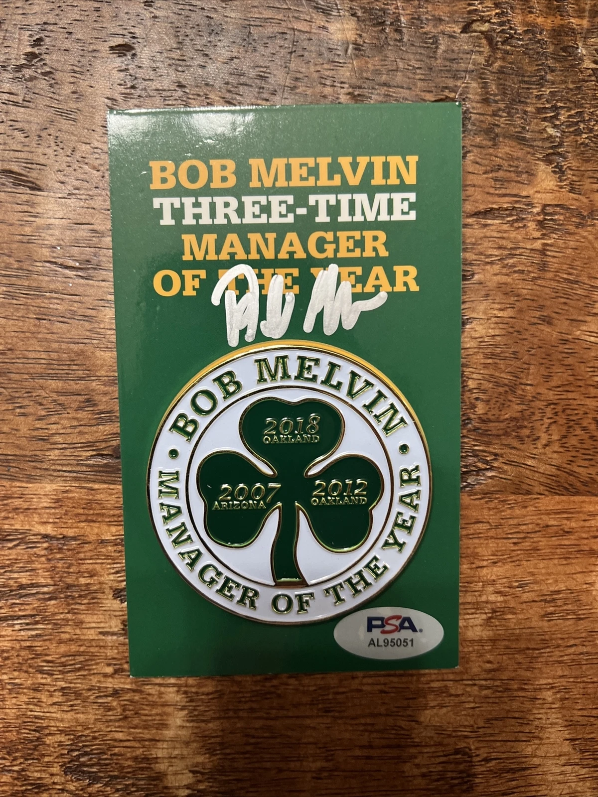 Bob Melvin Signed Manager Of The Year Pin Psa Dna Coa Autographed Padres A’s