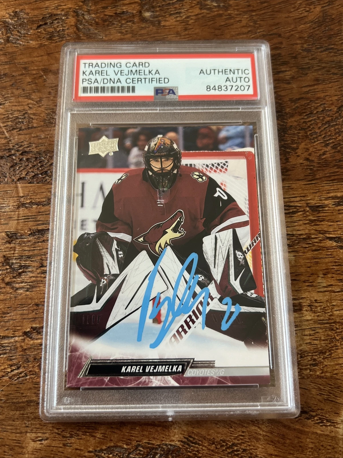 Karel Vejmelka IP Signed Upper Deck Card Psa Dna Coa Slab Coyotes Autographed