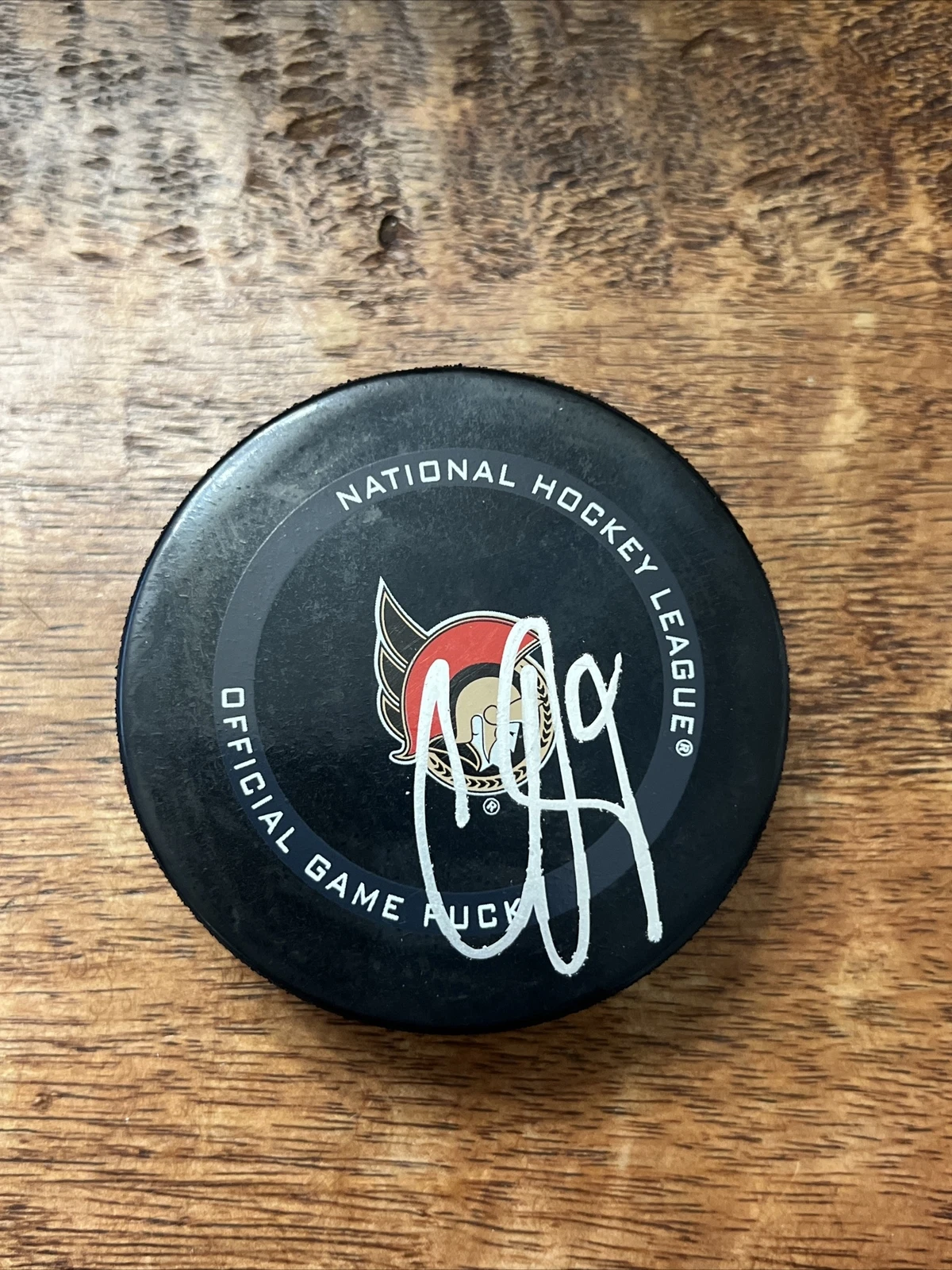 Claude Giroux Signed Ottawa Senators Official Game Puck JSA Coa Autographed