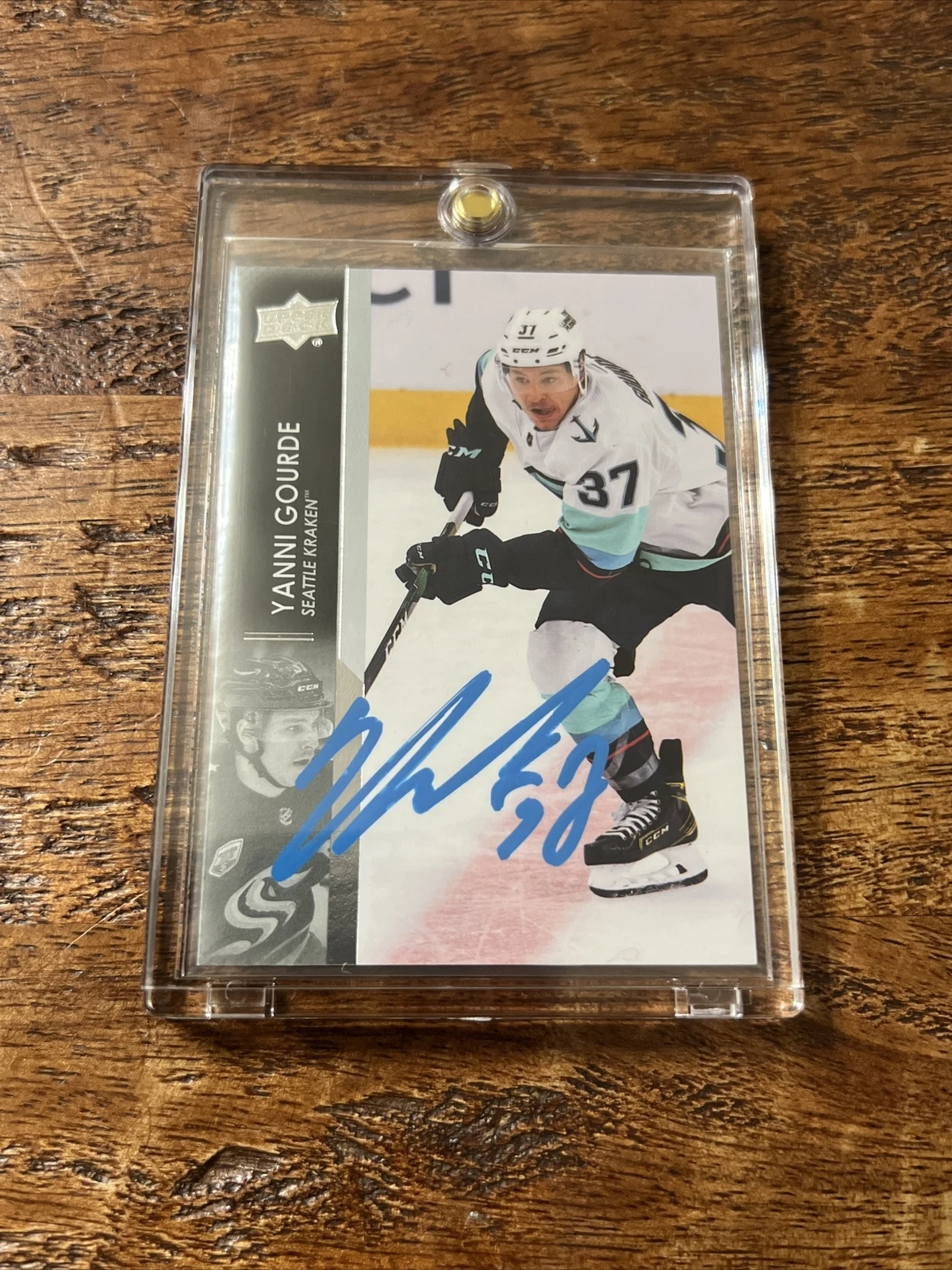 Yanni Gourde IP Signed Upper Deck Card Psa Dna Coa Autographed Kraken
