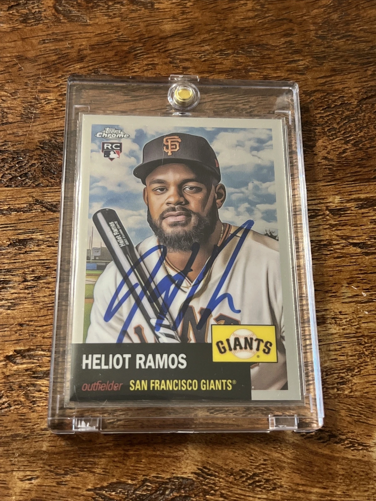 Heliot Ramos IP Signed Topps Chrome Rookie Card Psa Dna Autographed Giants