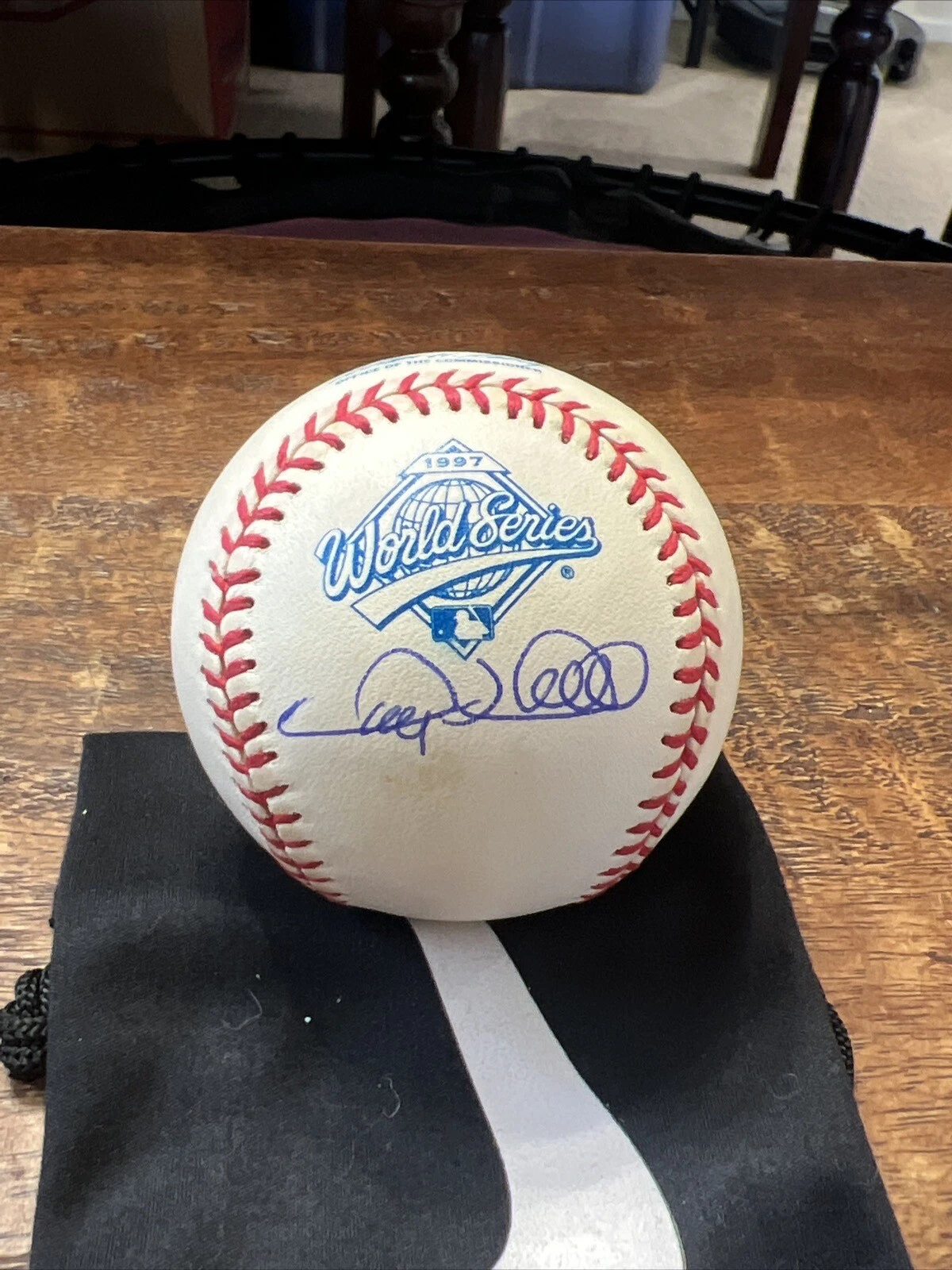 Gary Sheffield Signed 1997 World Series Baseball JSA Coa Marlins Autographed