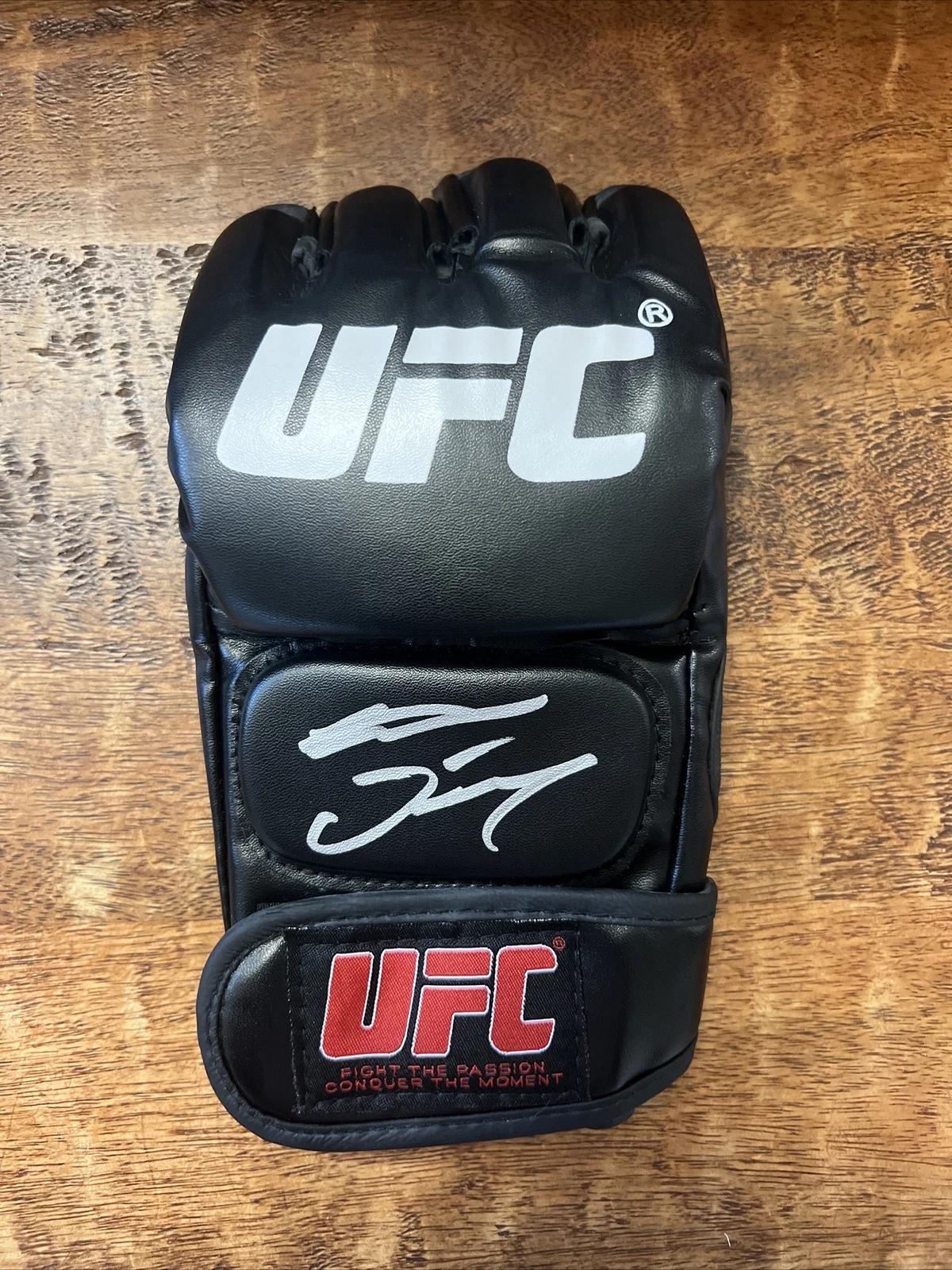 Nate Diaz Signed UFC MMA Glove JSA Coa Autographed