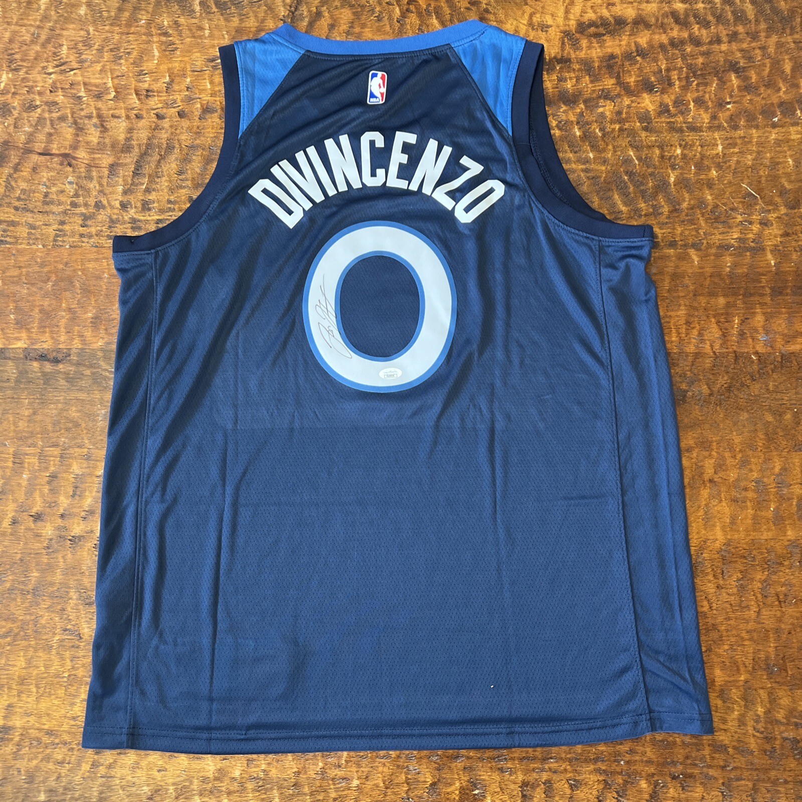 Donte DiVincenzo Signed Minnesota Timberwolves Jersey JSA Coa Autographed