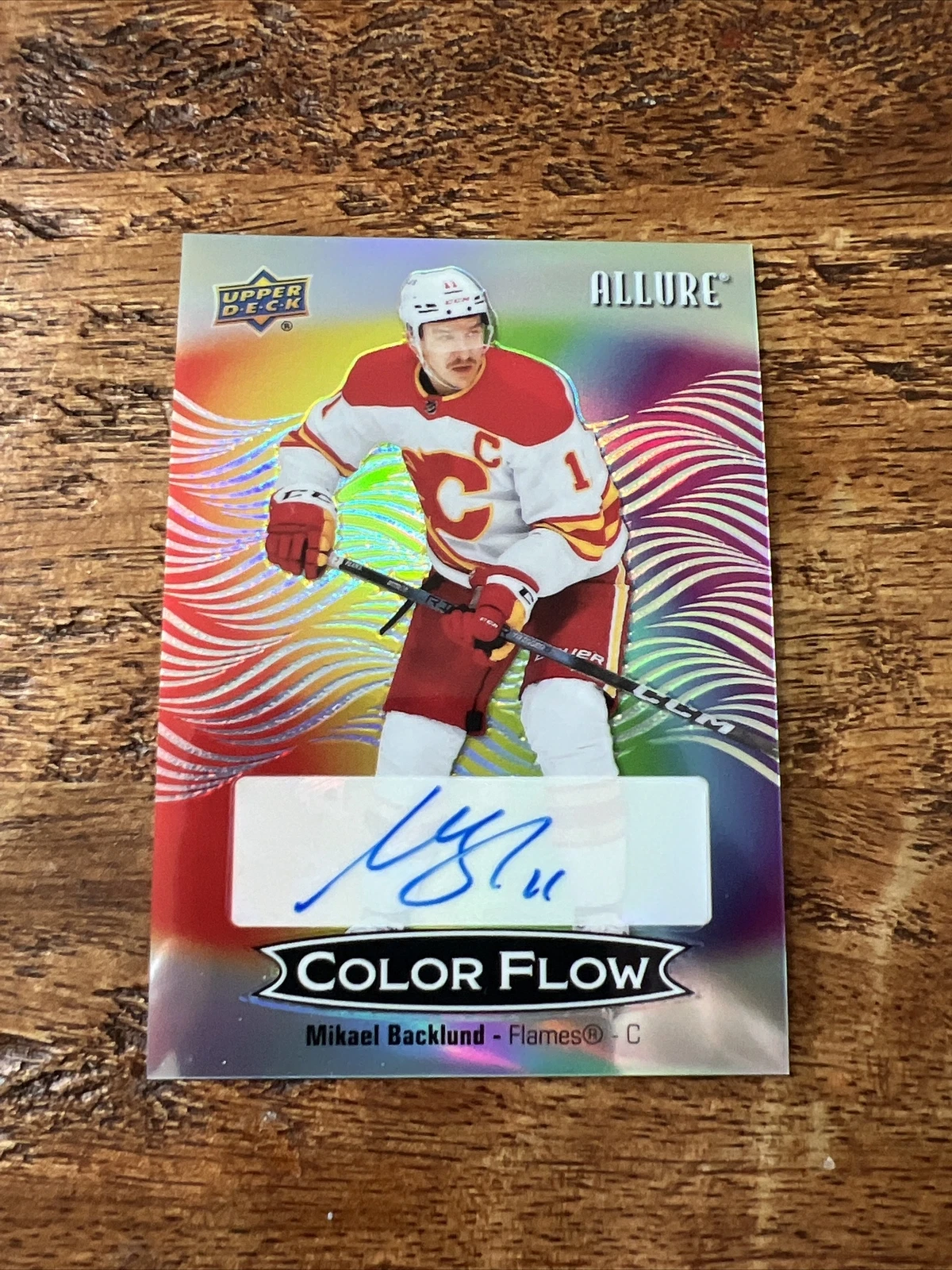 2024-25 Upper Deck Allure Color Flow Autograph CFA-MI Mikael Backlund Auto