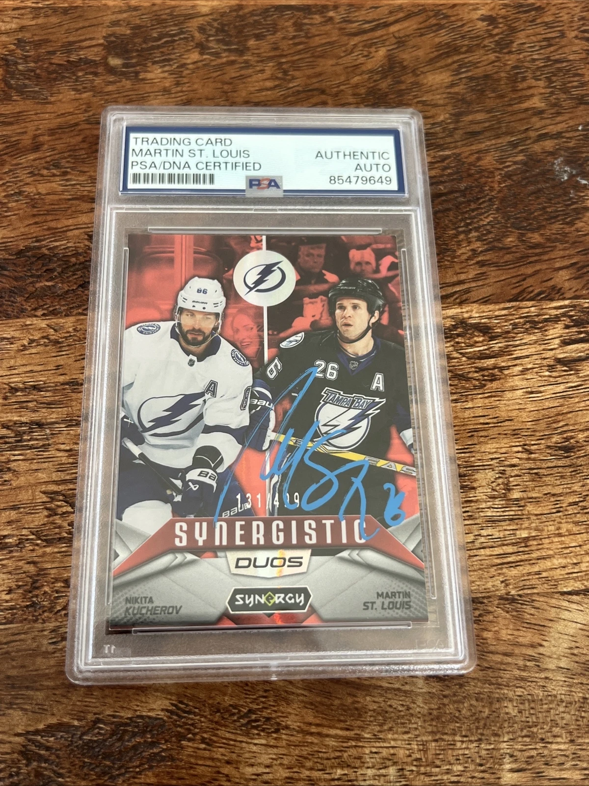 Martin St. Louis IP Signed UD Synergy Card PSA DNA Slab Lightning Autographed