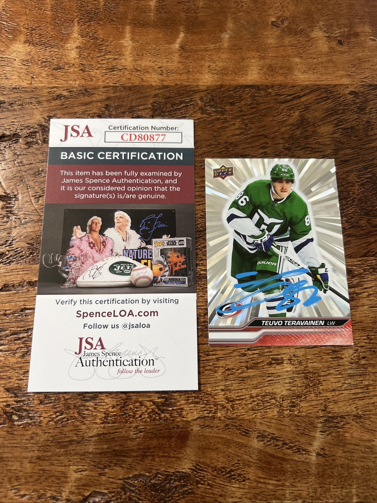Teuvo Teravainen IP Signed Upper Deck Silver Outburst Card JSA Coa Autographed