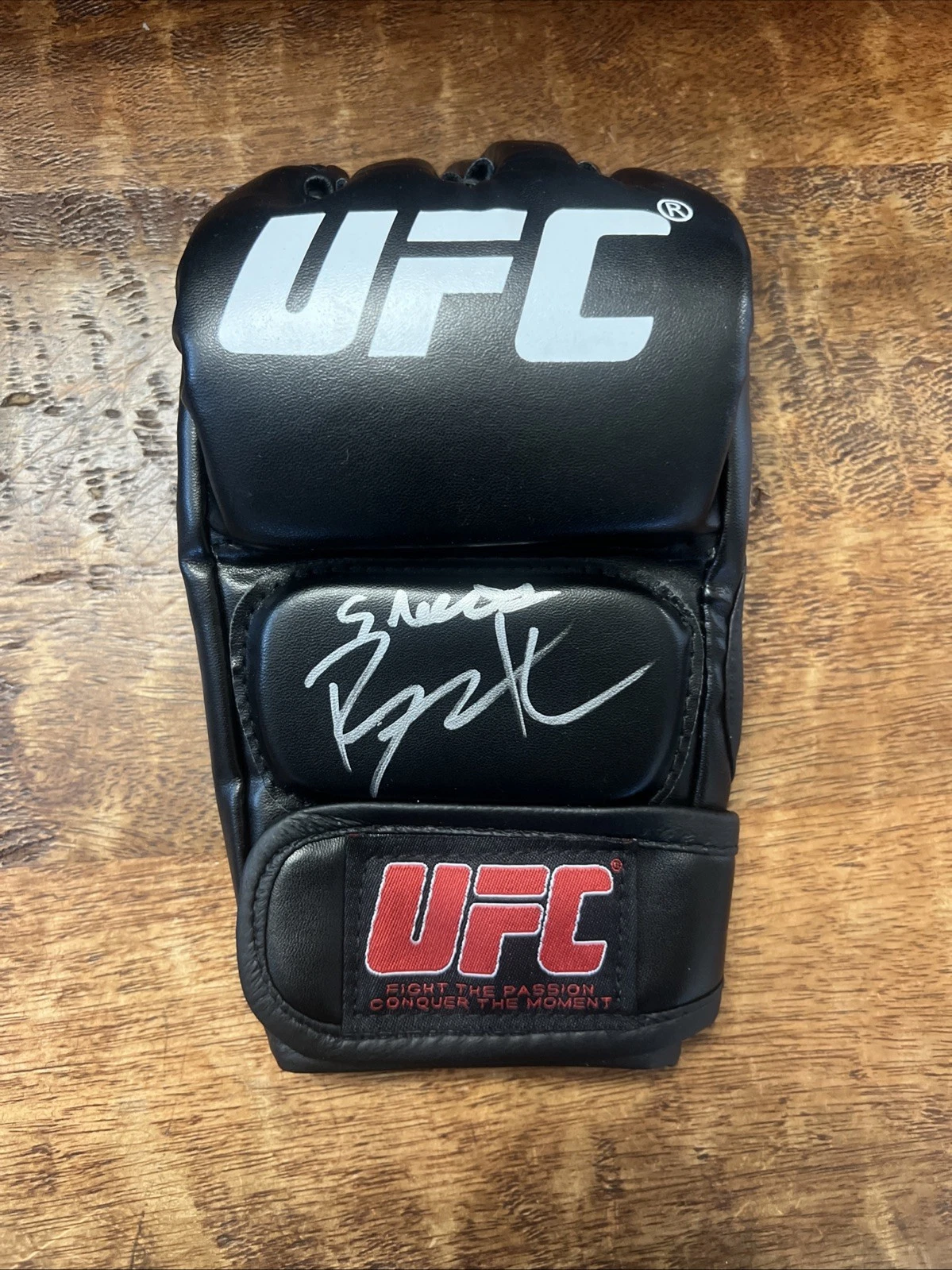 Benson Smooth Henderson Signed UFC MMA Glove JSA Coa Autographed