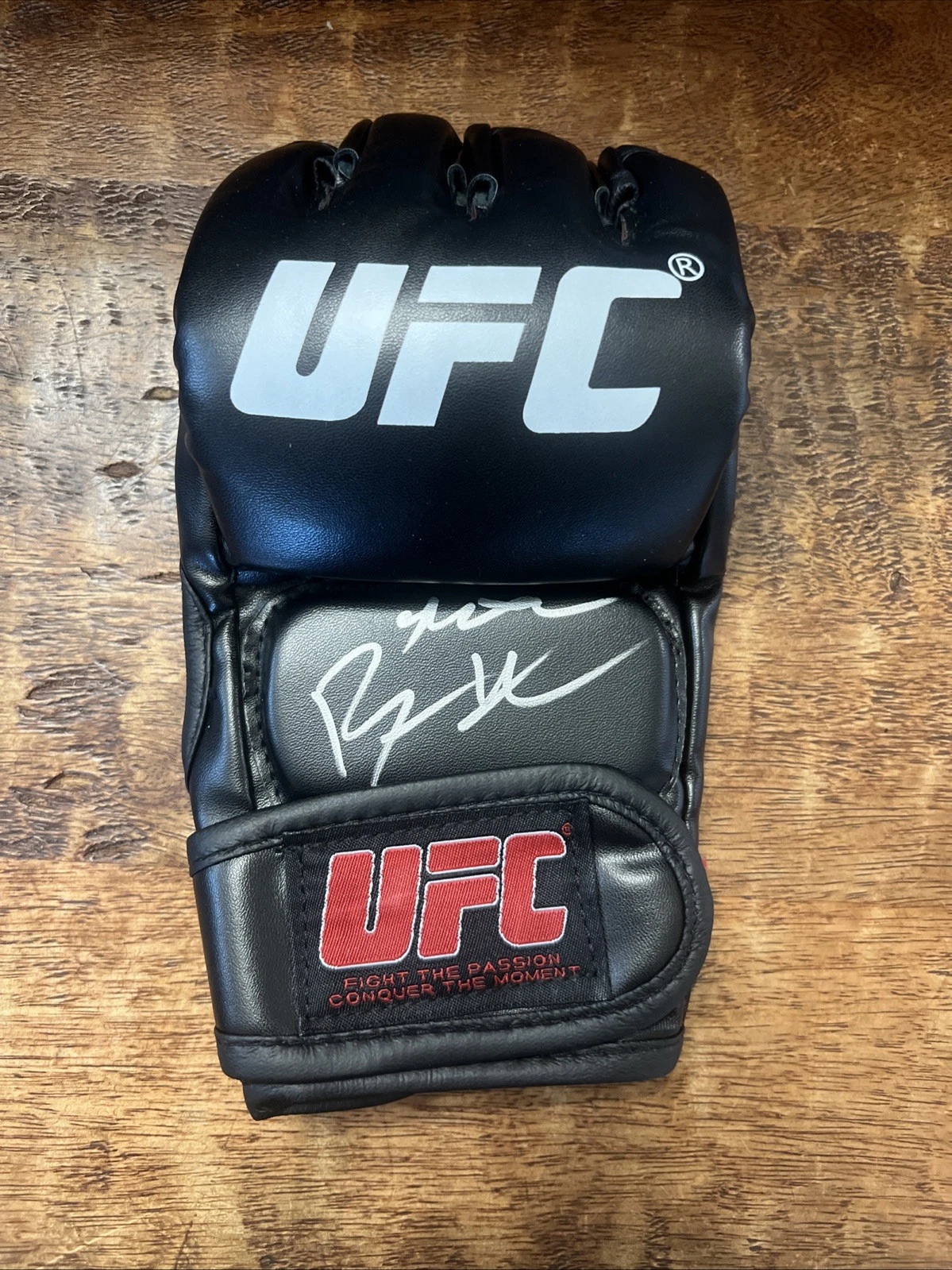 Benson Smooth Henderson Signed UFC MMA Glove JSA Coa Autographed