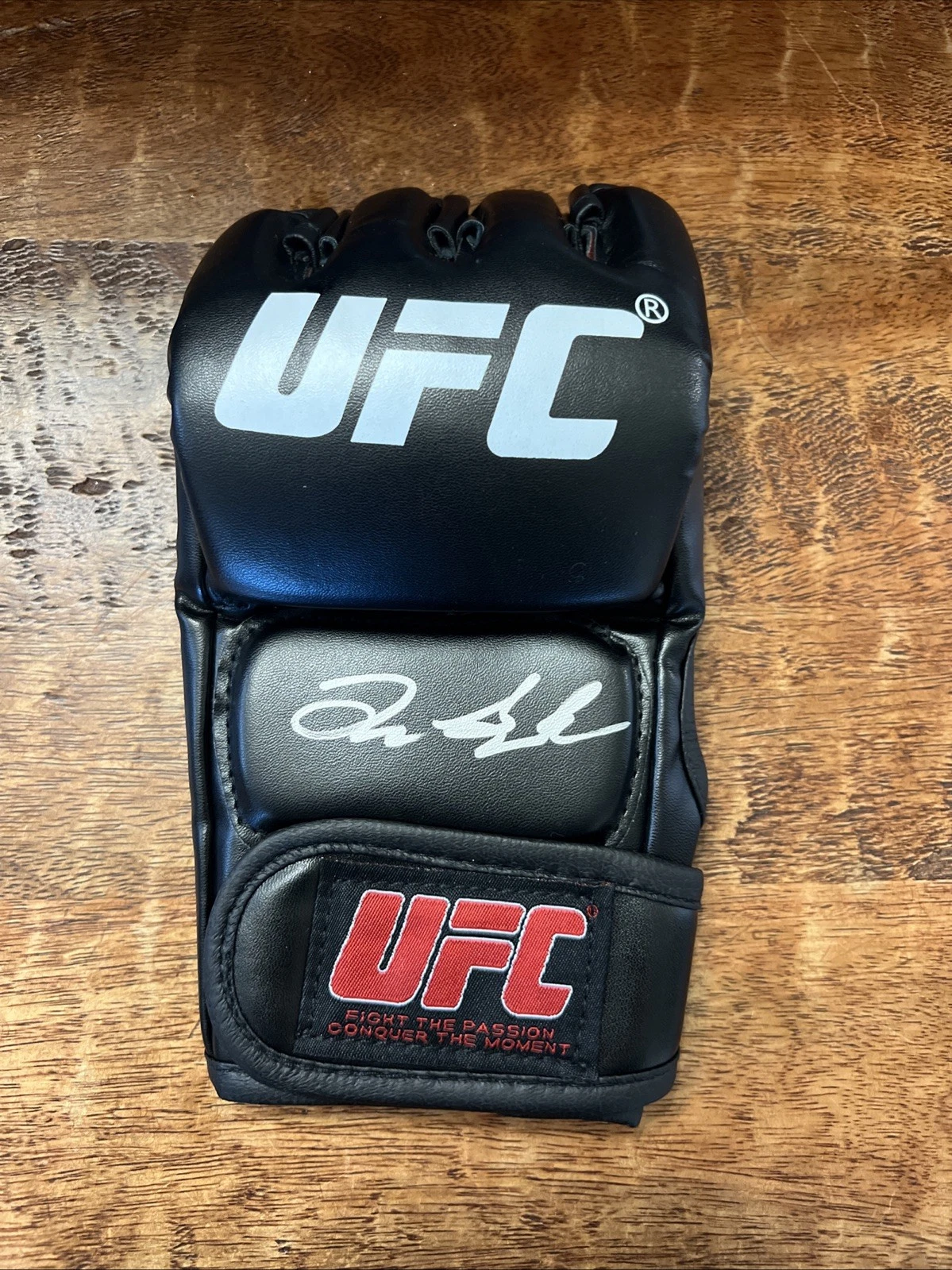 Jose Delgado Signed UFC MMA Glove JSA Coa Autographed