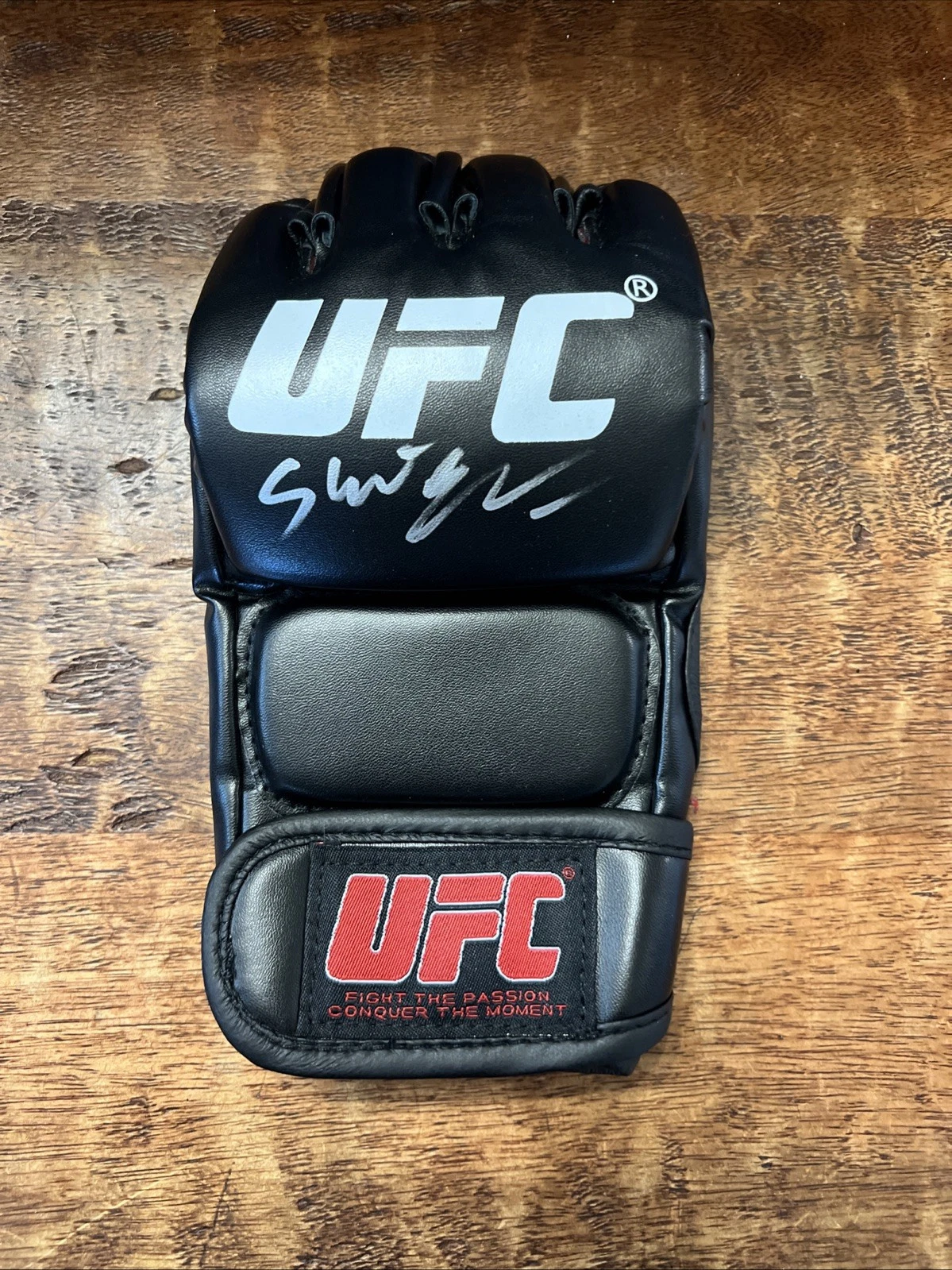 Mauricio Shogun Rua Signed UFC MMA Glove JSA Coa Autographed