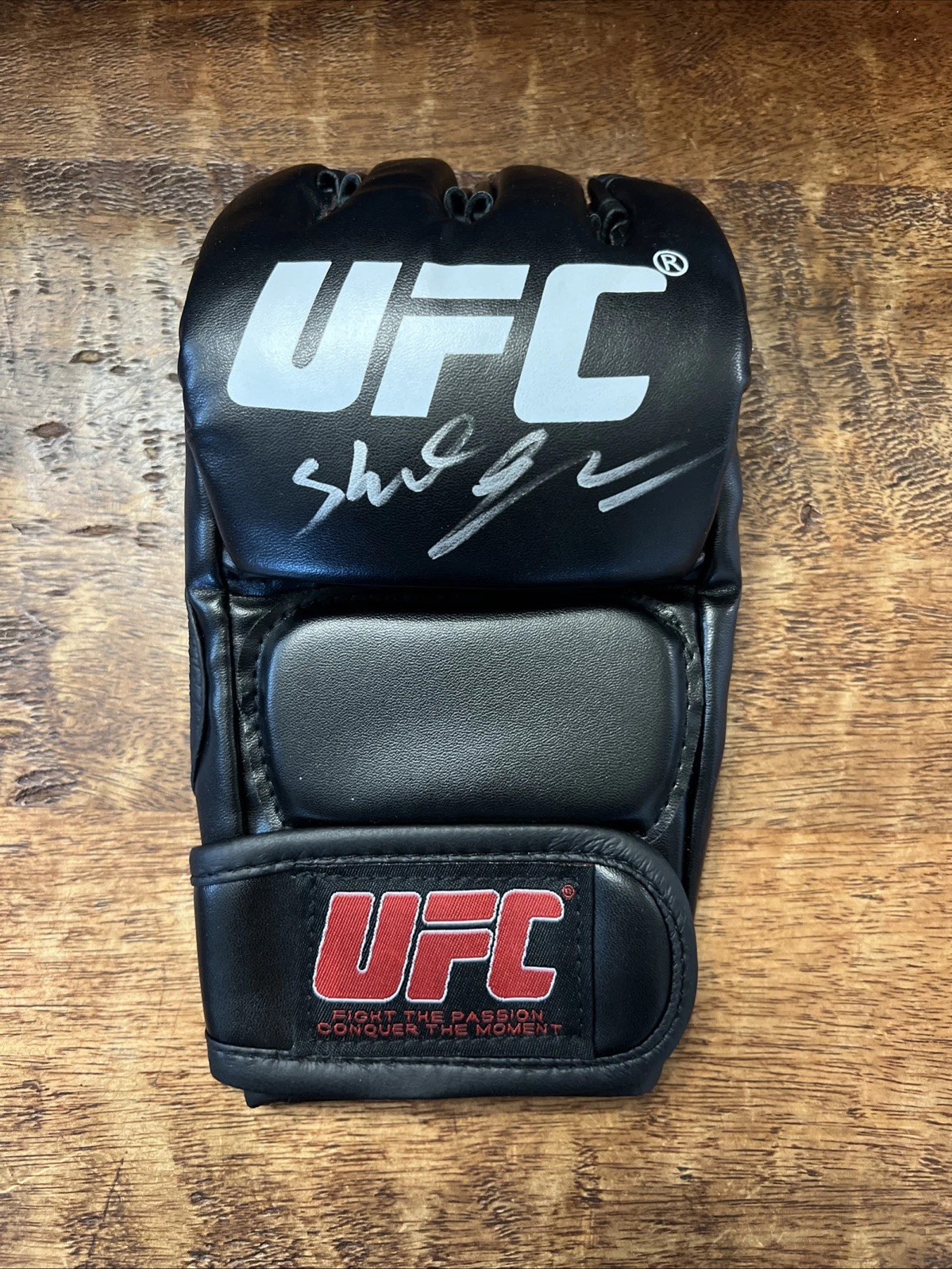 Mauricio Shogun Rua Signed UFC MMA Glove JSA Coa Autographed