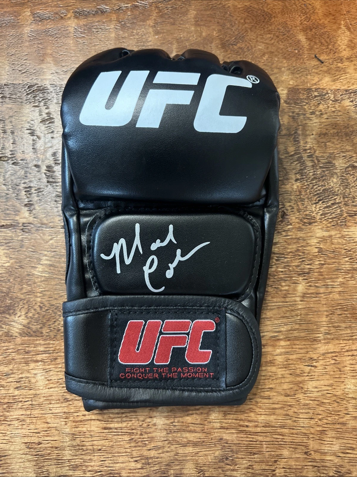Mark Coleman Signed UFC MMA Glove JSA Coa Autographed The Hammer