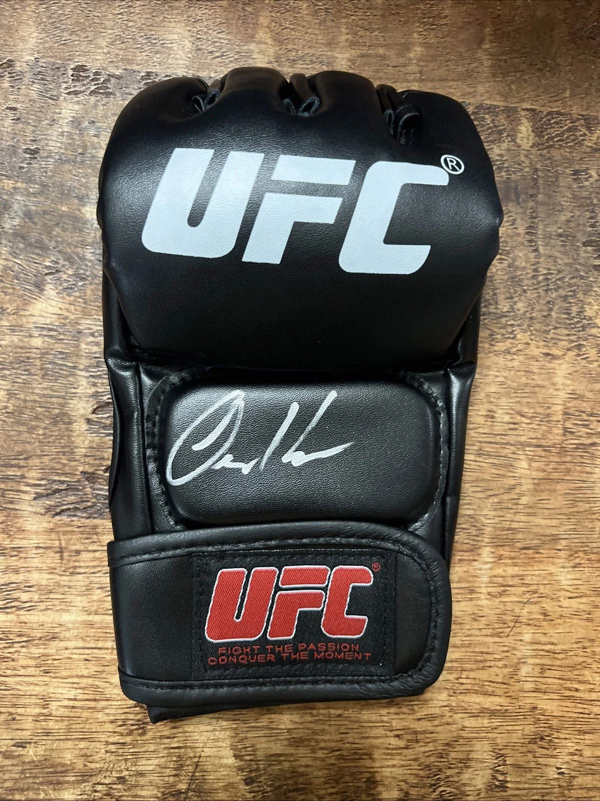 Derrick Lewis Signed UFC MMA Glove JSA Coa Autographed