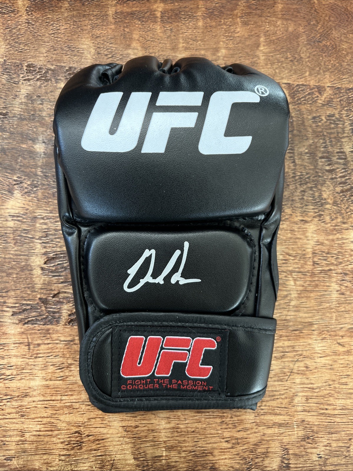Derrick Lewis Signed UFC MMA Glove JSA Coa Autographed