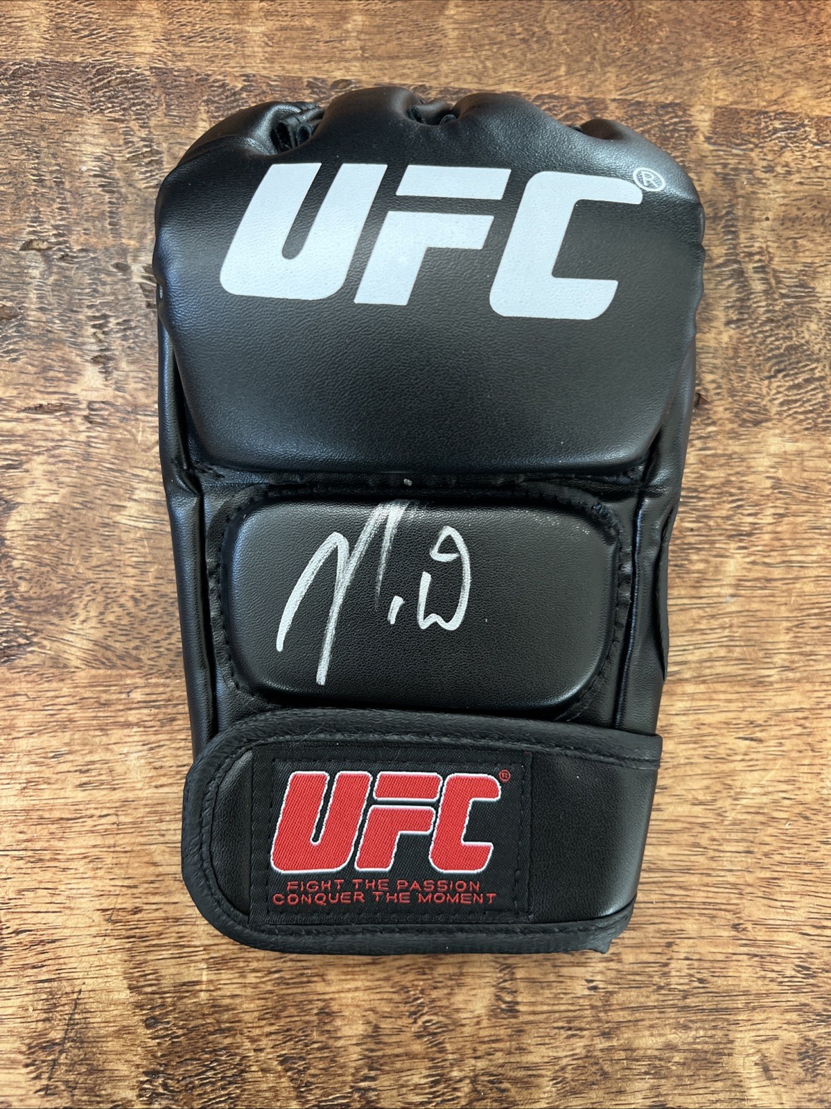 Nick Diaz Signed UFC MMA Glove JSA Coa Autographed