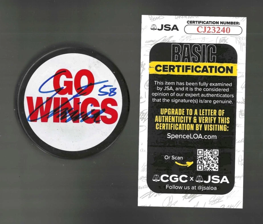 Emmitt Finnie Signed Detroit Red Wings Labatt Blue Souvenir Puck JSA COA