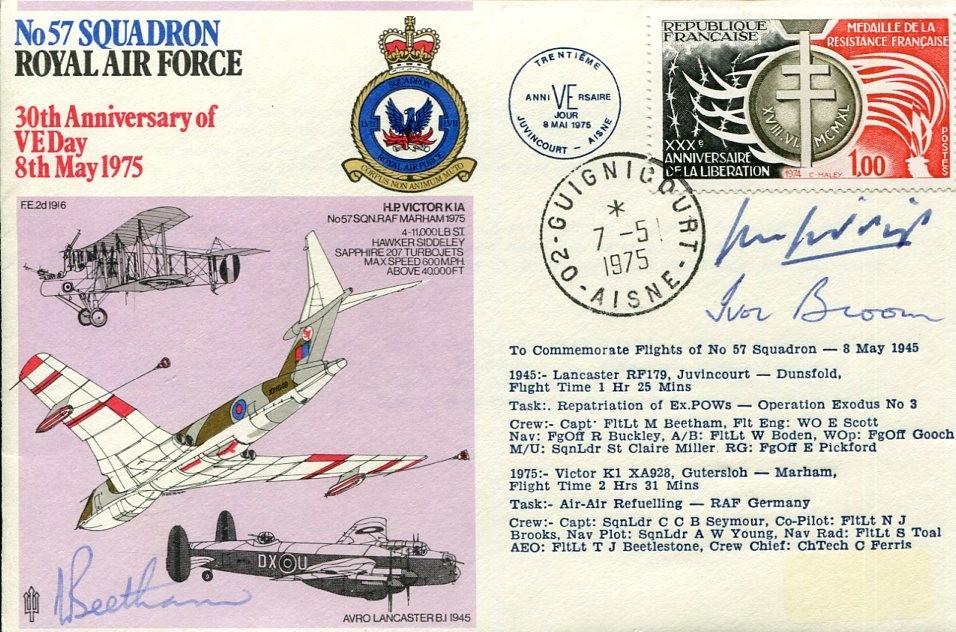 Michael Giddings Ivor Broom Michael Beetham RAF Pilot WWII War Signed Autograph
