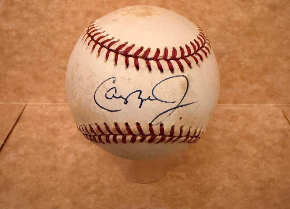 CAL RIPKEN JR. BALTIMORE ORIOLES SIGNED AUTOGRAPHED N.L. BASEBALL BECKETT AUTH