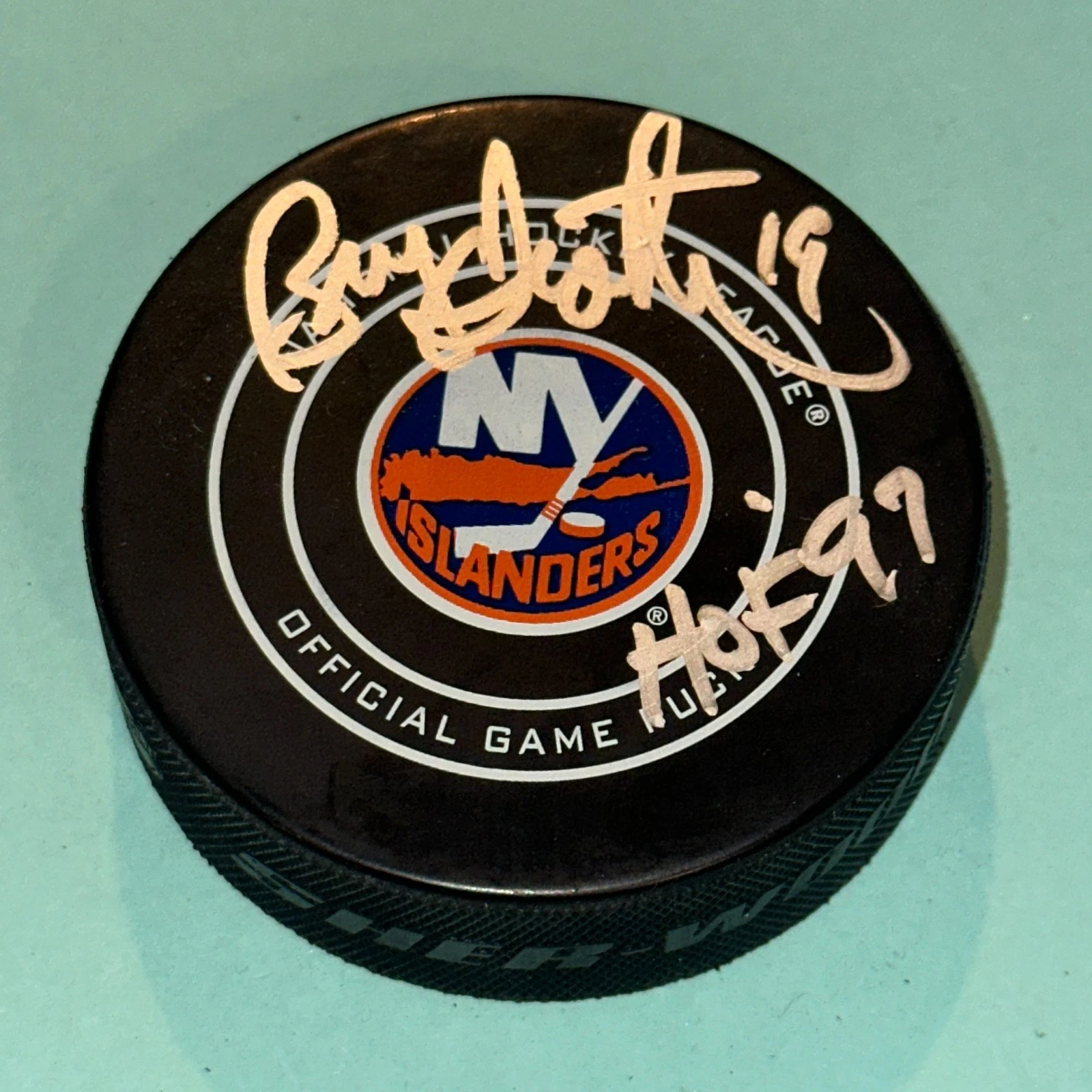BRYAN TROTTIER Signed NY Islanders Official GAME Puck Beckett BAS w/ HOF Inscrip