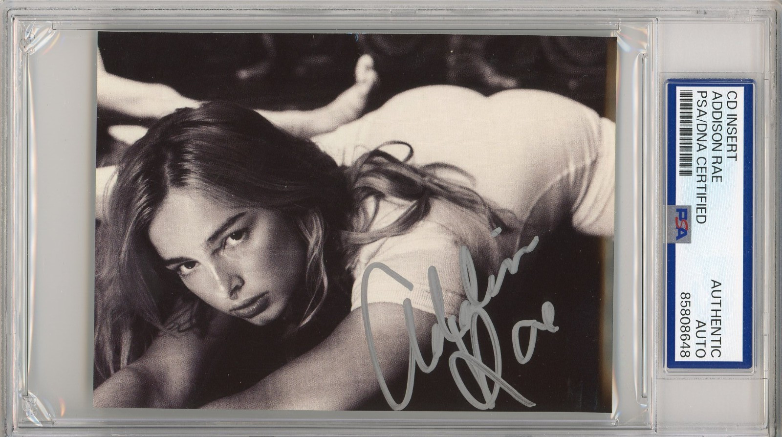 ADDISON RAE SIGNED ALBUM ART CARD AUTOGRAPH PICTURE PSA DNA COA SEXY PHOTOGRAPH