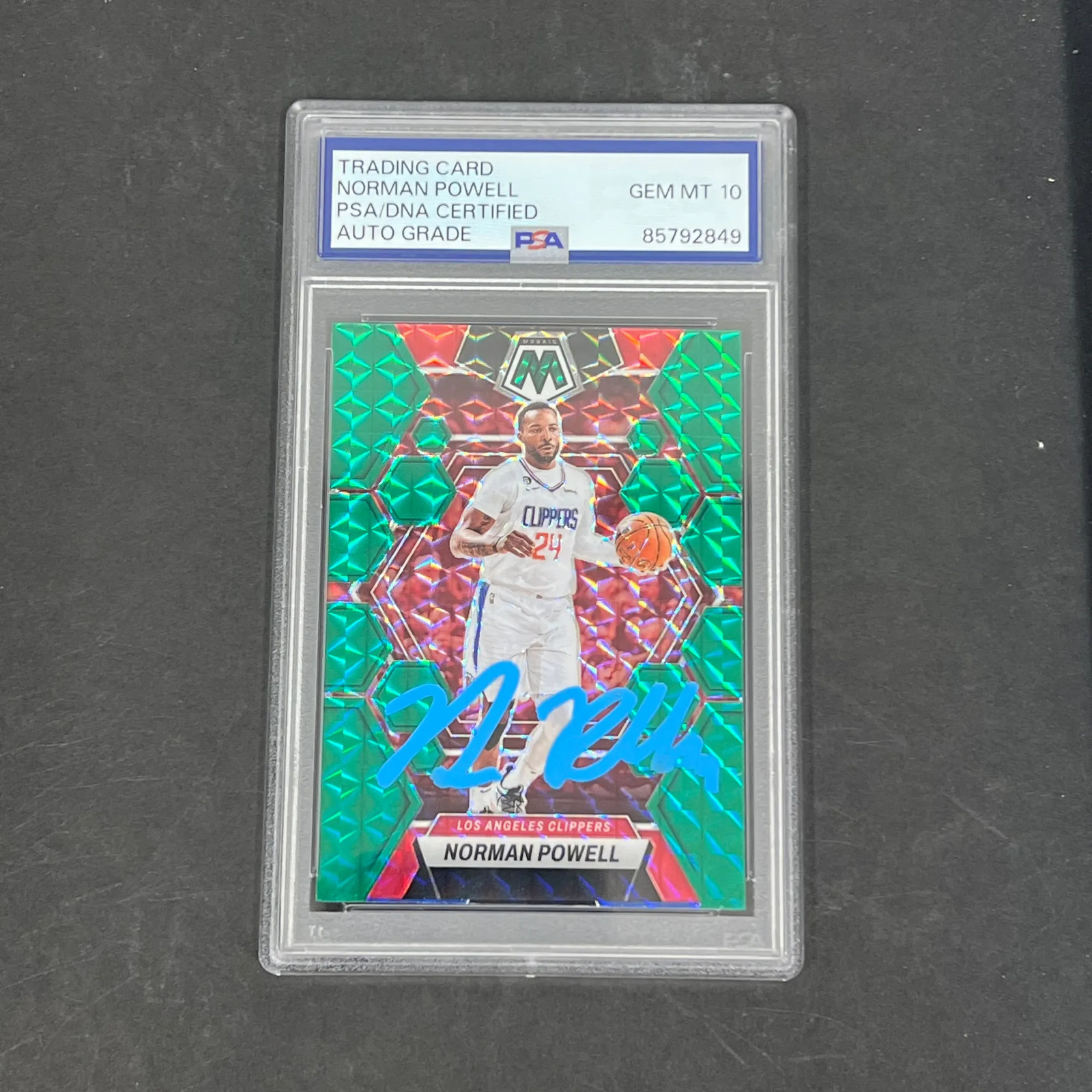 2022-23 Panini Mosaic Basketball Norman Powell #27 Signed Card PSA Auto 10 Auto