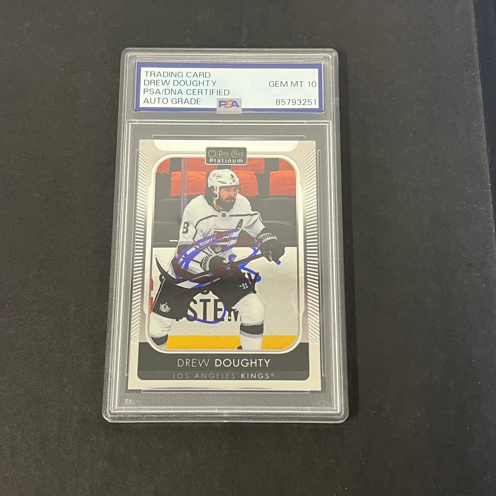 Drew Doughty 2021-22 U.D O-Pee-Chee Platinum Hockey#137 Signed Card PSA Auto 10