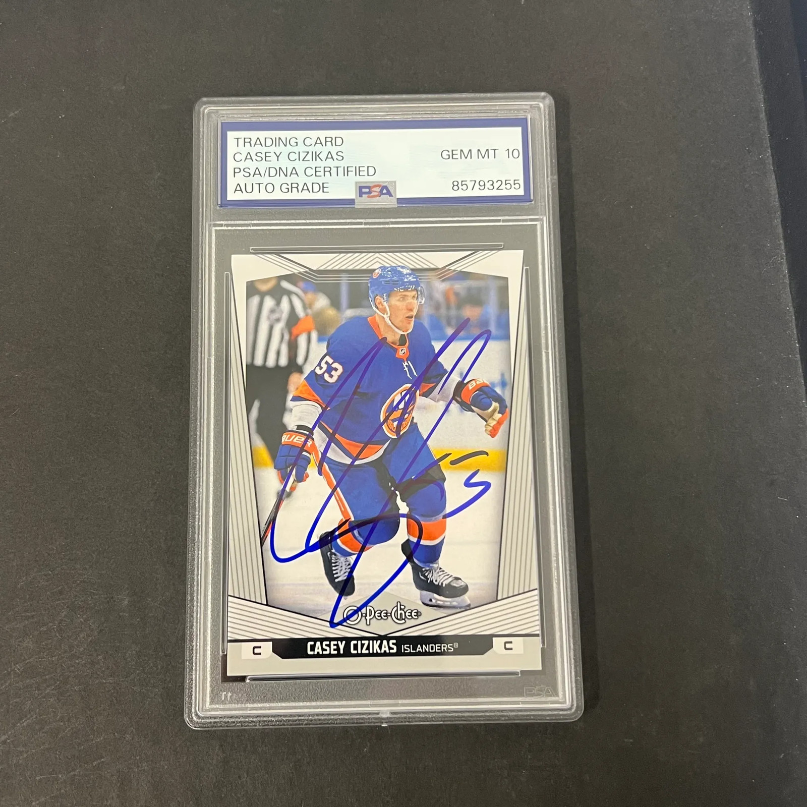 Casey Cizikas 2024-25 Upper Deck O-pee-chee Hockey#328 Signed Card PSA 10