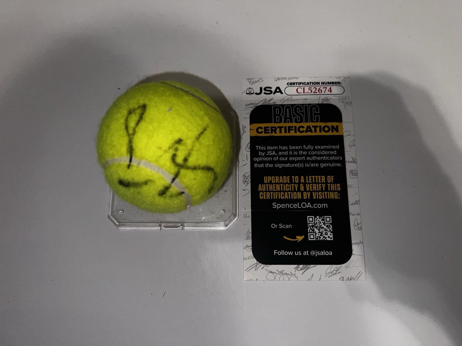 Roger Federer Signed Penn Tennis Ball Tennis Legendary Superstar JSA Auth