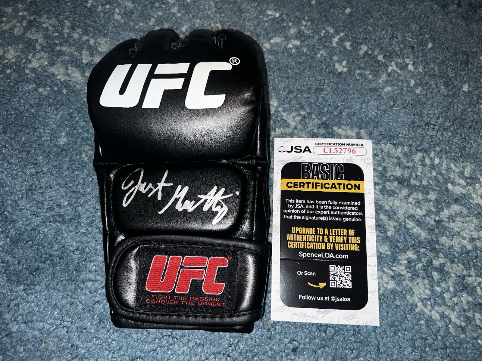 Justin Gaethje Signed UFC Boxing Glove UFC Champ The Highlight JSA Auth #6