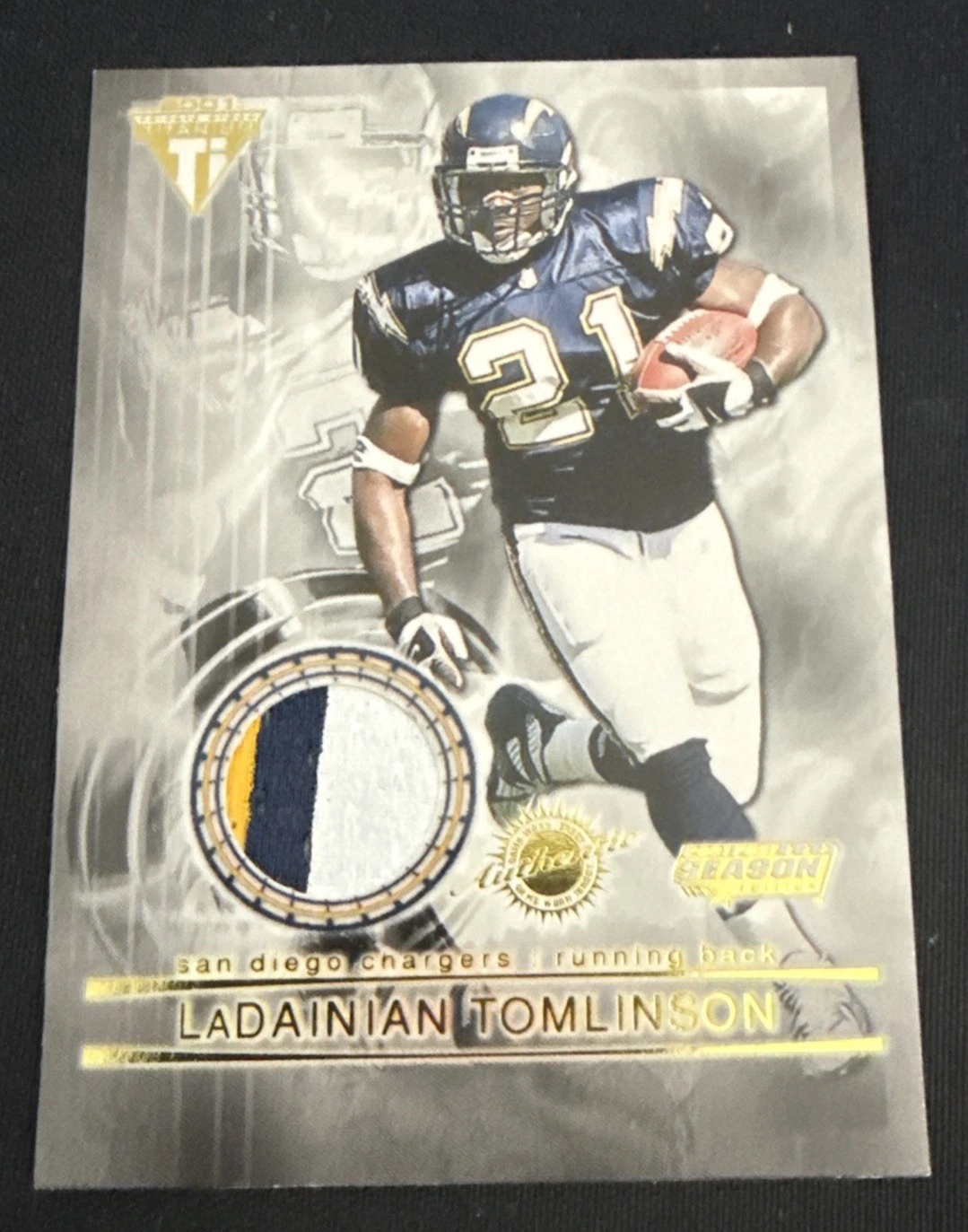 2001 Pacific Private Stock Titanium LaDainian Tomlinson #85 3 Color Patch    A36