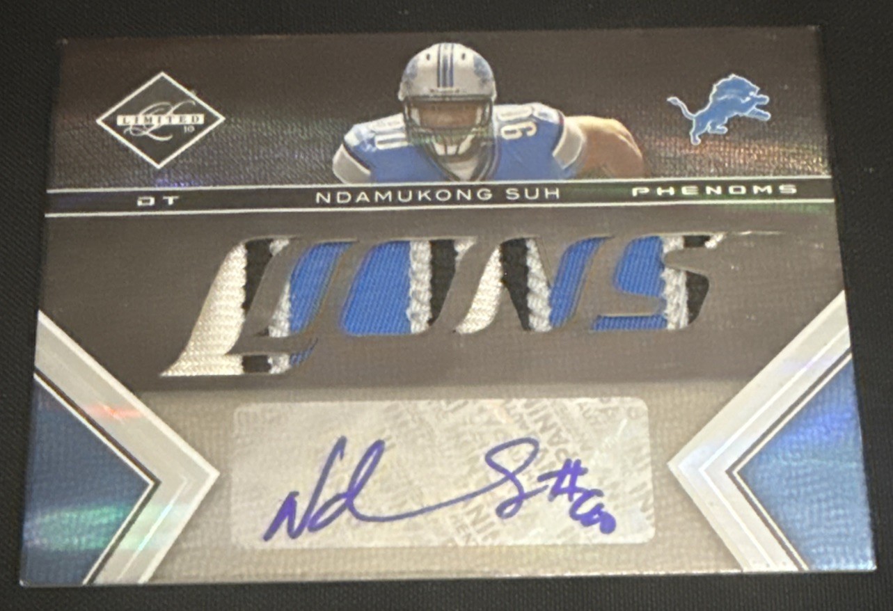 2010 PANINI LIMITED #202 NDAMUKONG SUH ROOKIE PATCH AUTO RC /199 Little Crease