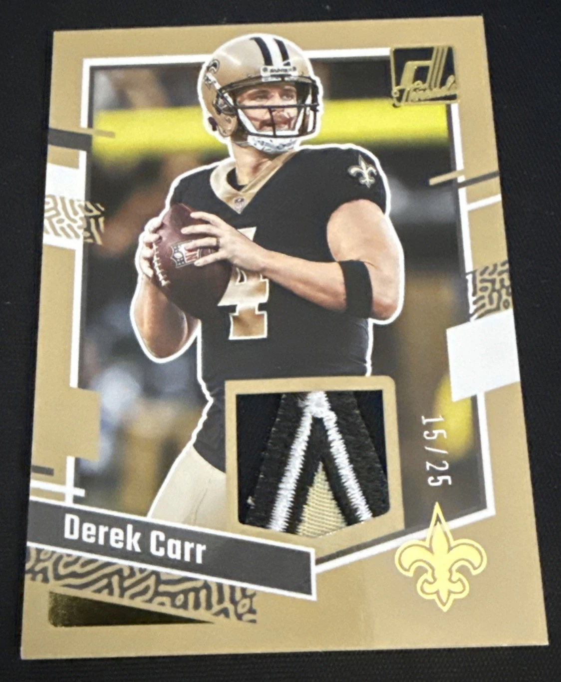 2023 Panini Donruss Threads Derek Carr #DTH-DCA Saints /25 Saints Patch