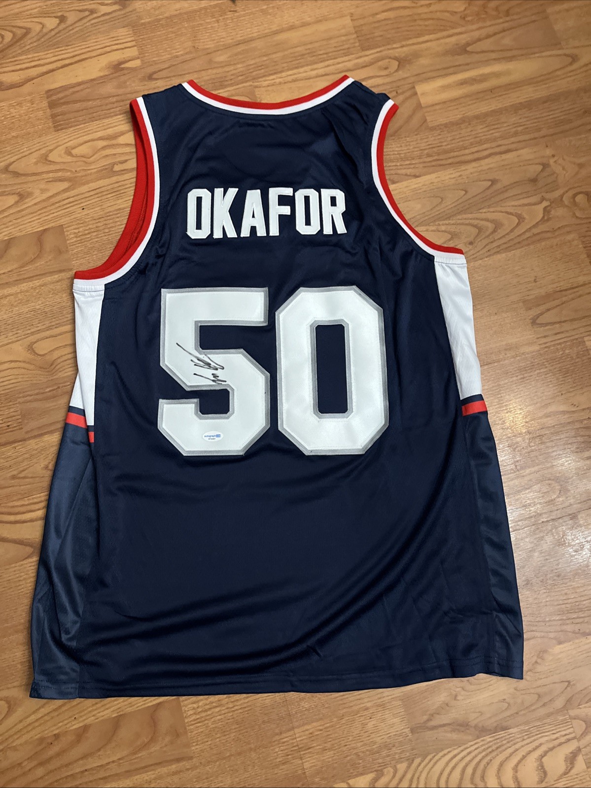 CONNECTICUT HUSKIES-EMEKA OKAFOR SIGNED AUTOGRAPHED JERSEY ACOA COA  CHAMPS