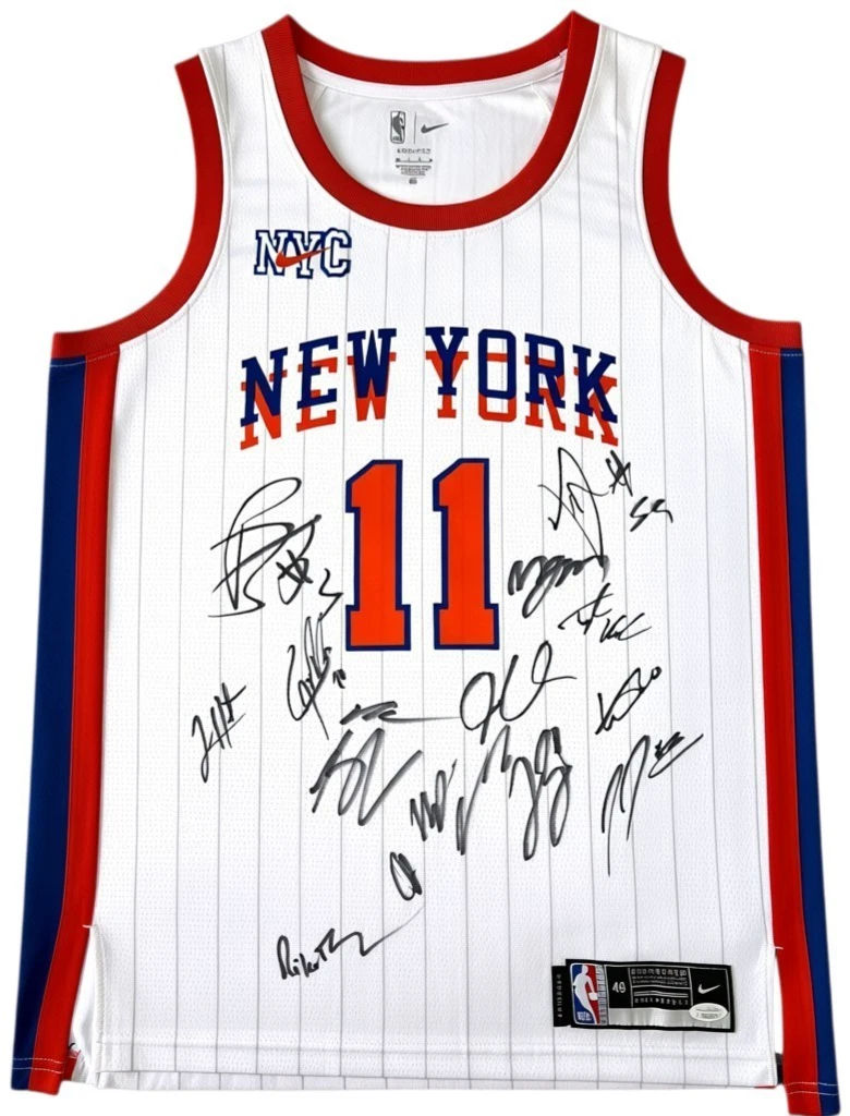 2025 2026 NEW YORK KNICKS TEAM SIGNED NIKE BASKETBALL JERSEY JALEN BRUNSON + JSA