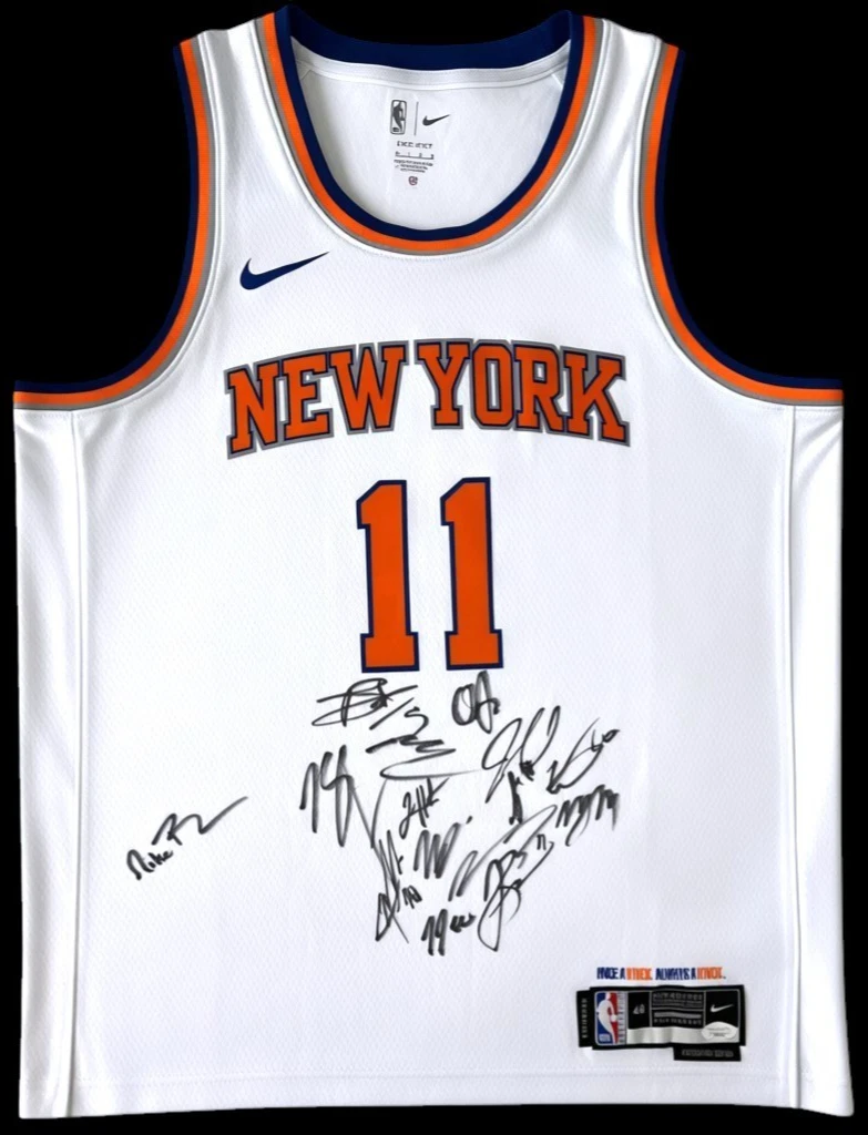 2026 NEW YORK KNICKS TEAM SIGNED AUTOGRAPHED BASKETBALL JERSEY BRUNSON HART JSA