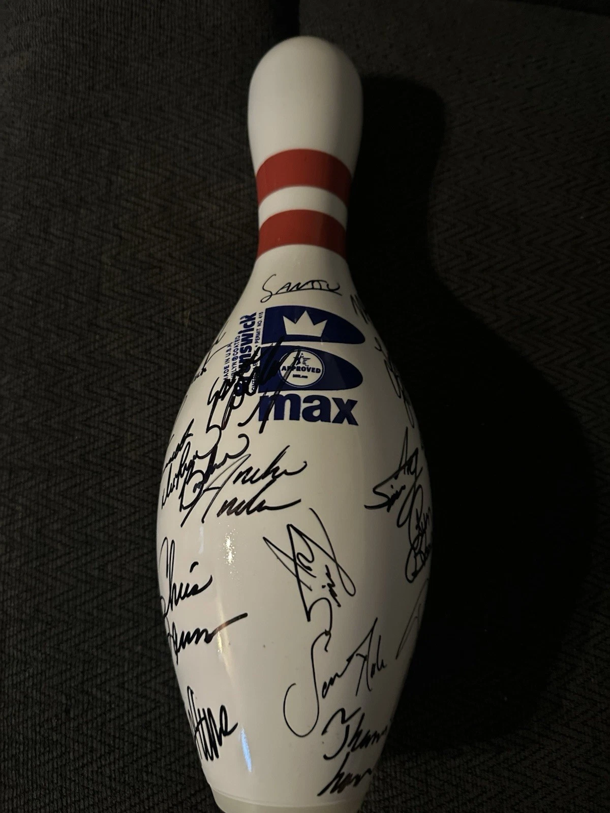 34 PBA Bowlers Signed Bowling Pin Jason Belmonte Kyle Troup EJ Tackett