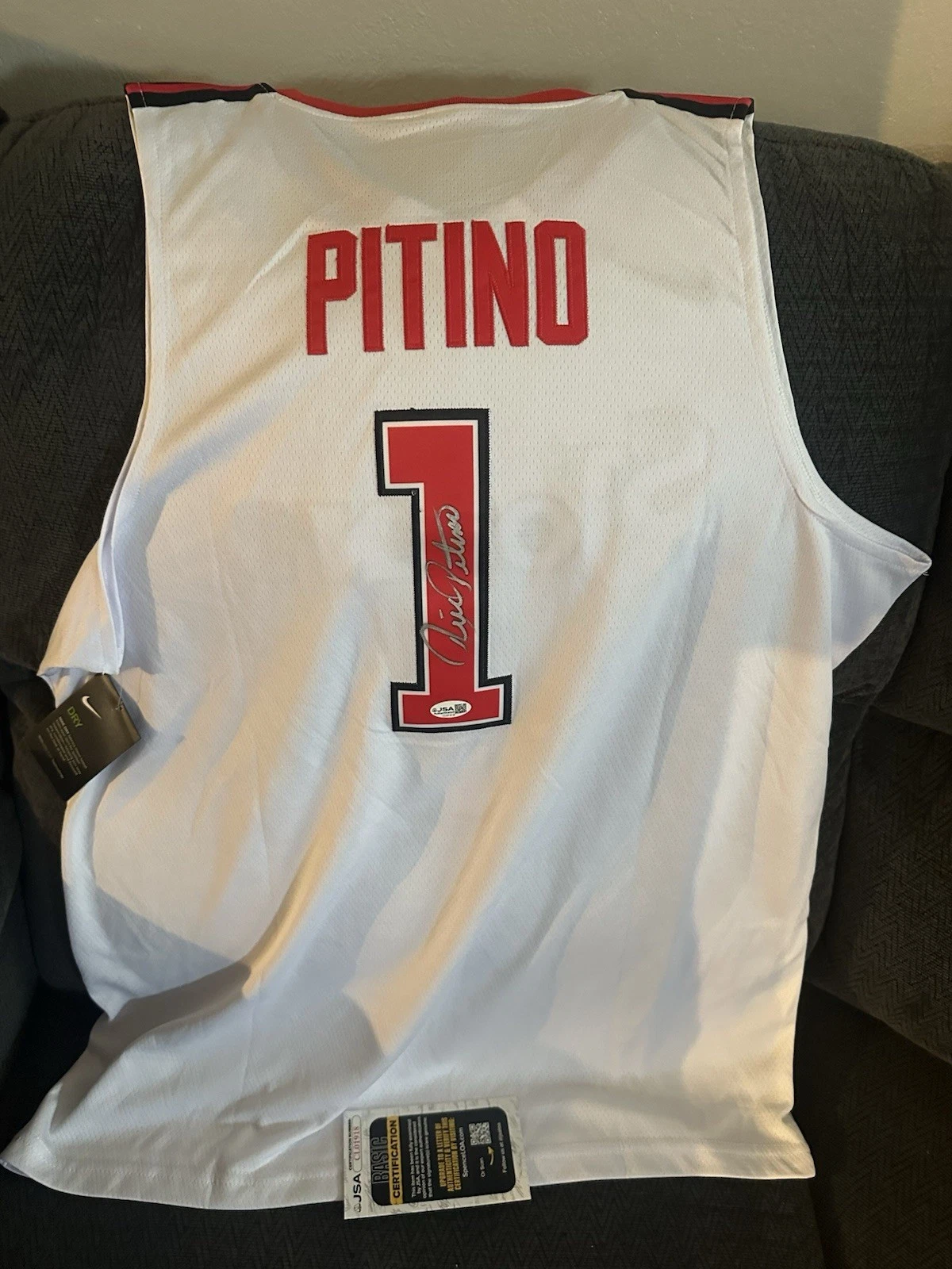 Rick Pitino SIGNED St John's Jersey Stitched XL JSA Authentication COA Red Storm