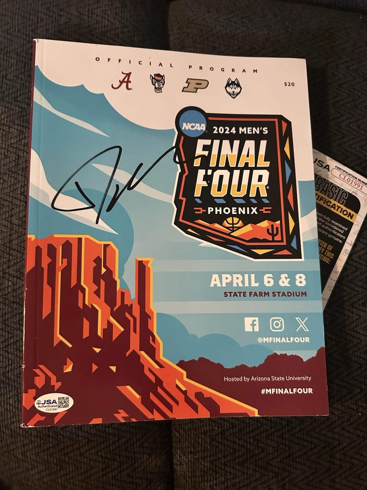Dan Hurley Signed 2024 NCAA Final Four Program JSA Authentication COA UCONN