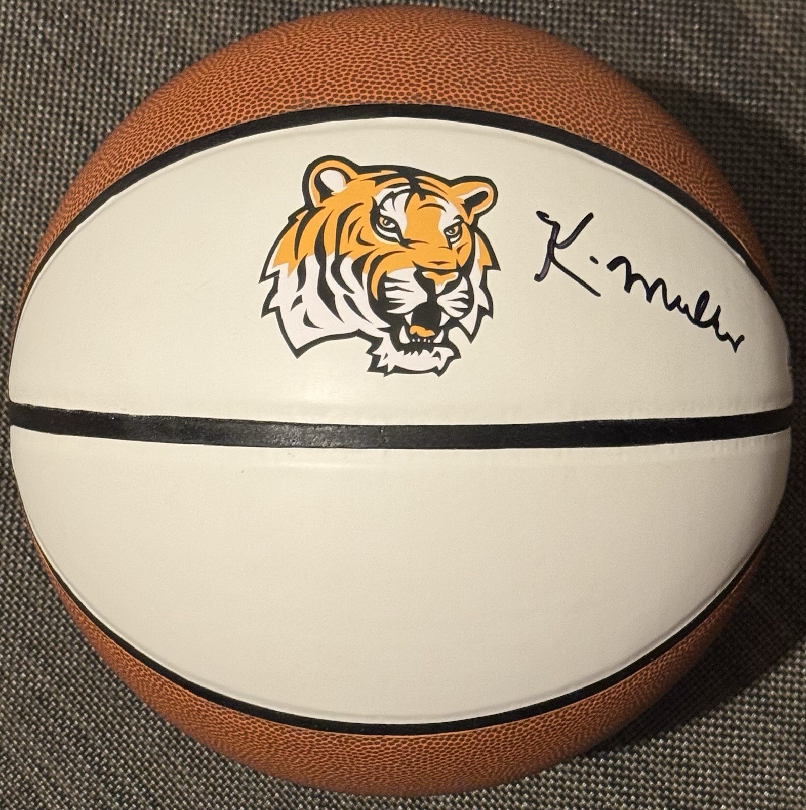 Kim Mulkey Signed Autographed LSU Tigers Logo Basketball JSA COA