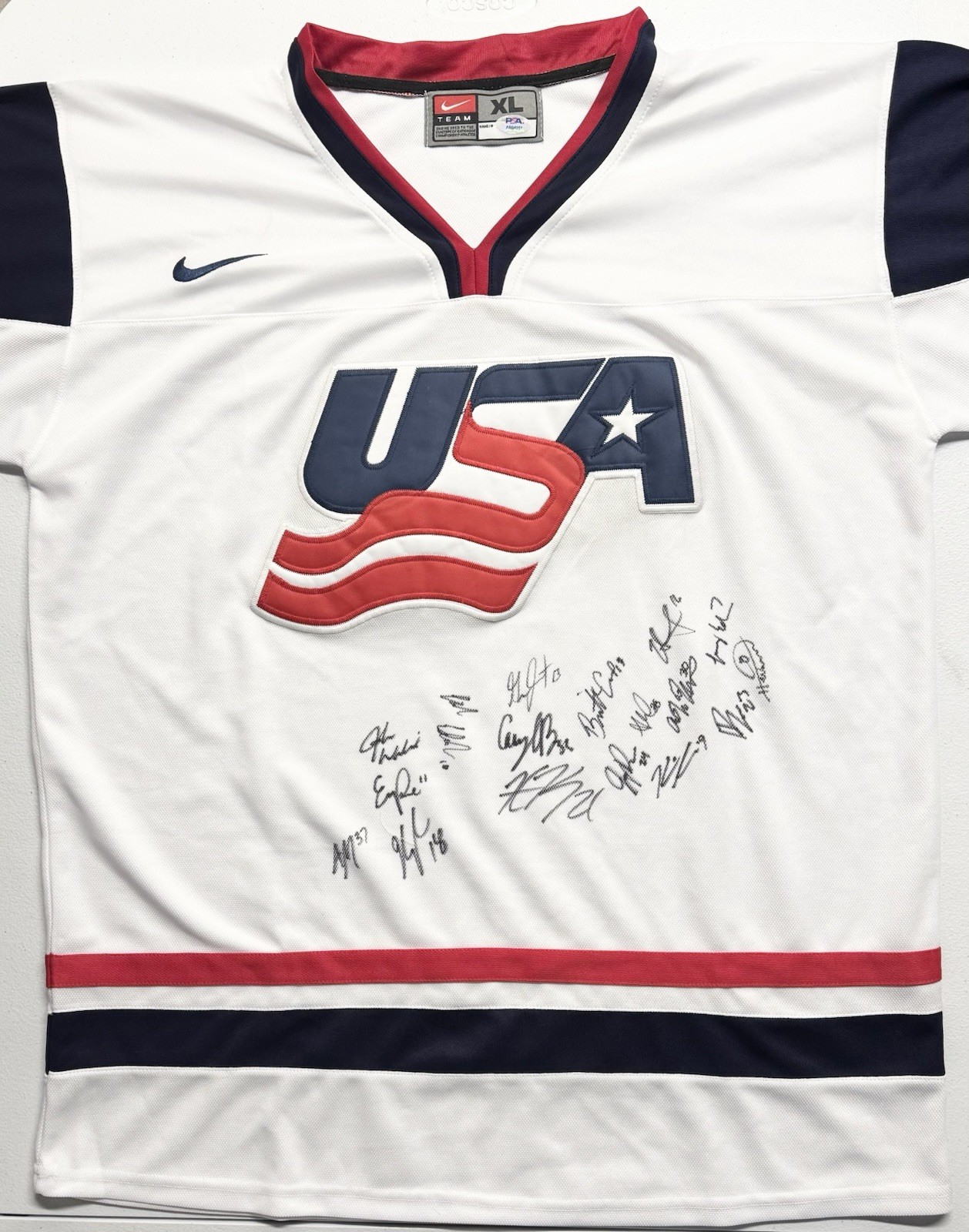 2026 USA Women’s Hockey Team Signed Jersey PSA/DNA COA 15 Autos