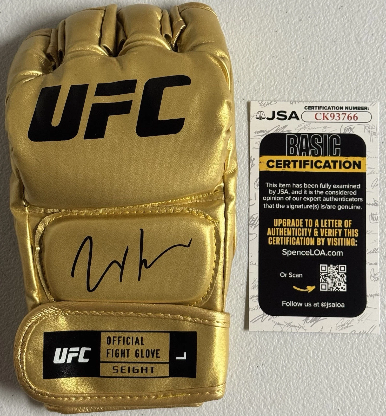 Max Holloway Signed Autographed UFC Gold Fight Glove JSA COA BMF Champ