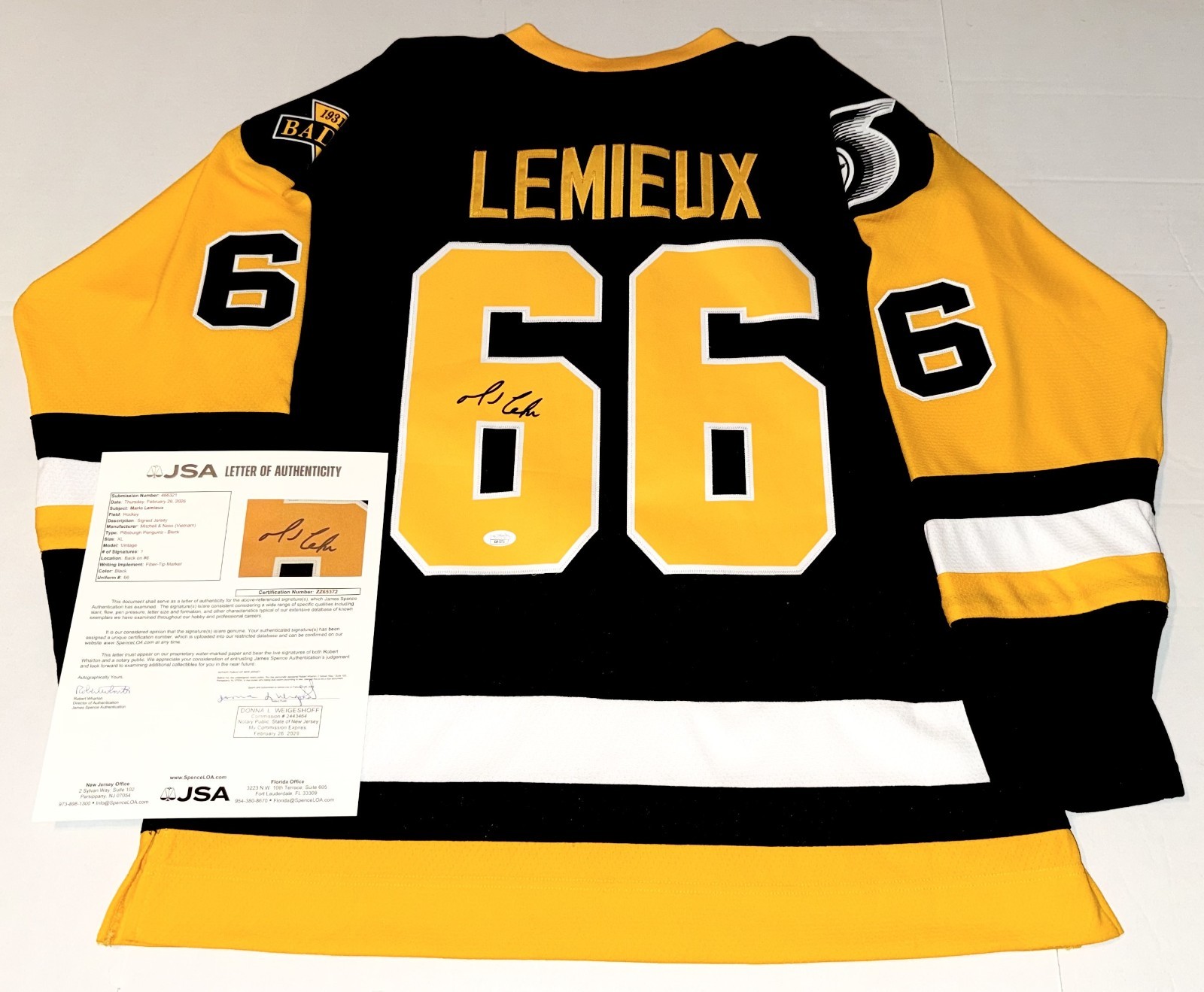 Mario Lemieux signed Pittsburgh Penguins Mitchell & Ness 1992 Cup jersey JSA COA