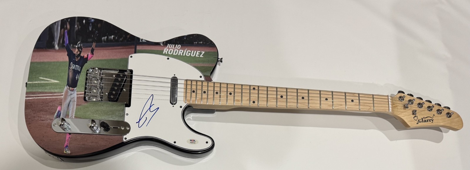 JULIO RODRIGUEZ SIGNED CUSTOM SEATTLE MARINERS ELECTRIC GUITAR PSA COA