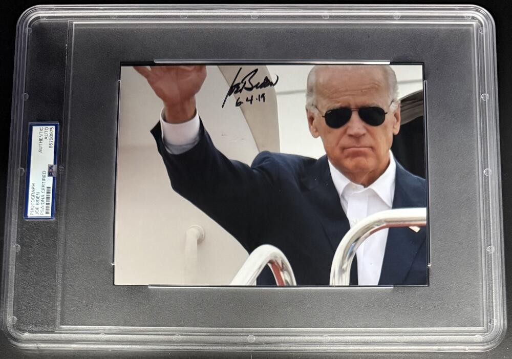 Joe Biden USA President 46 Signed Autograph PSA/DNA COA Encapsulated 7x9 Photo