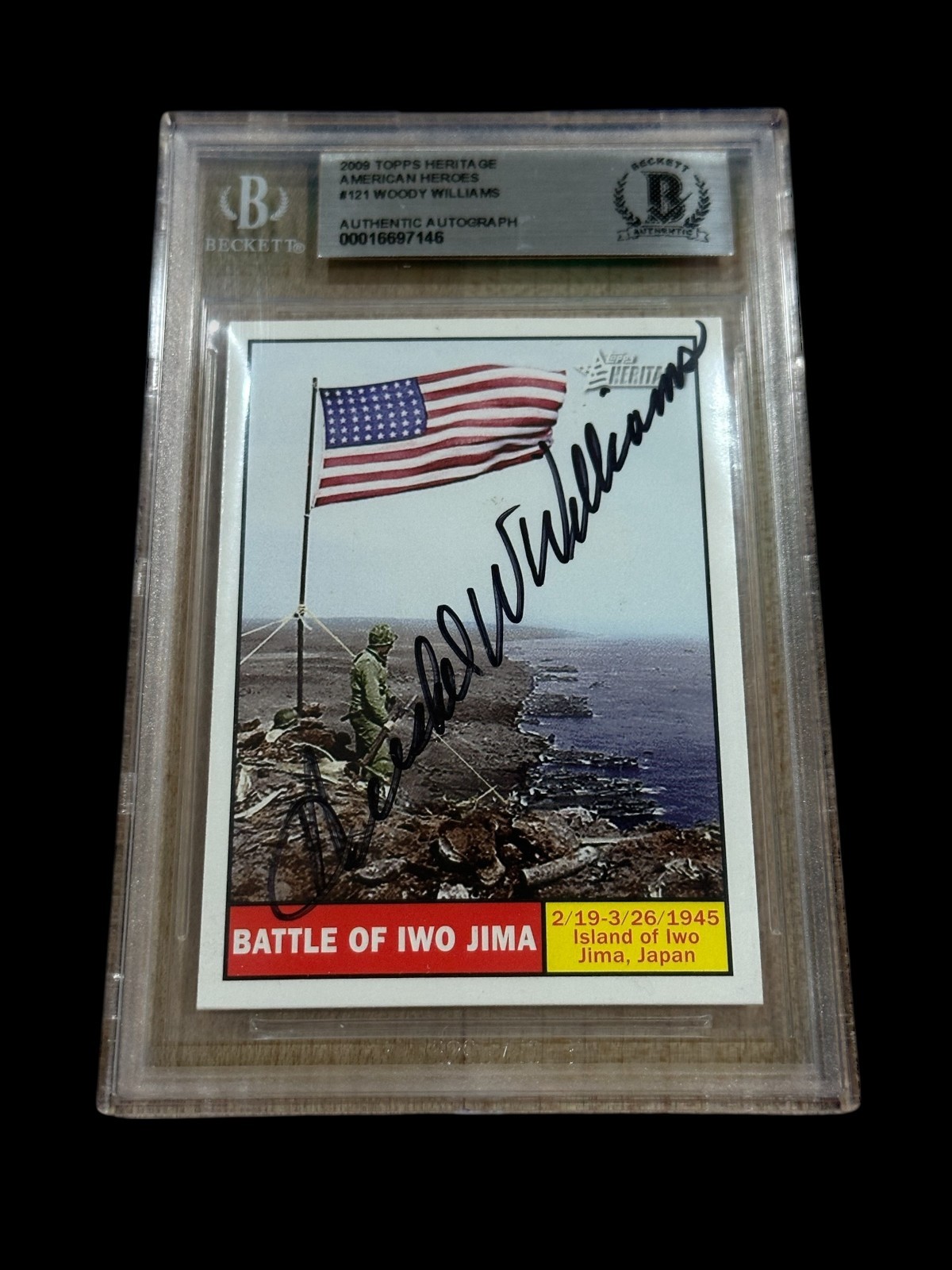 Hershel Woody Williams Iwo Jima USMC Signed Autograph Topps Heritage Beckett BAS