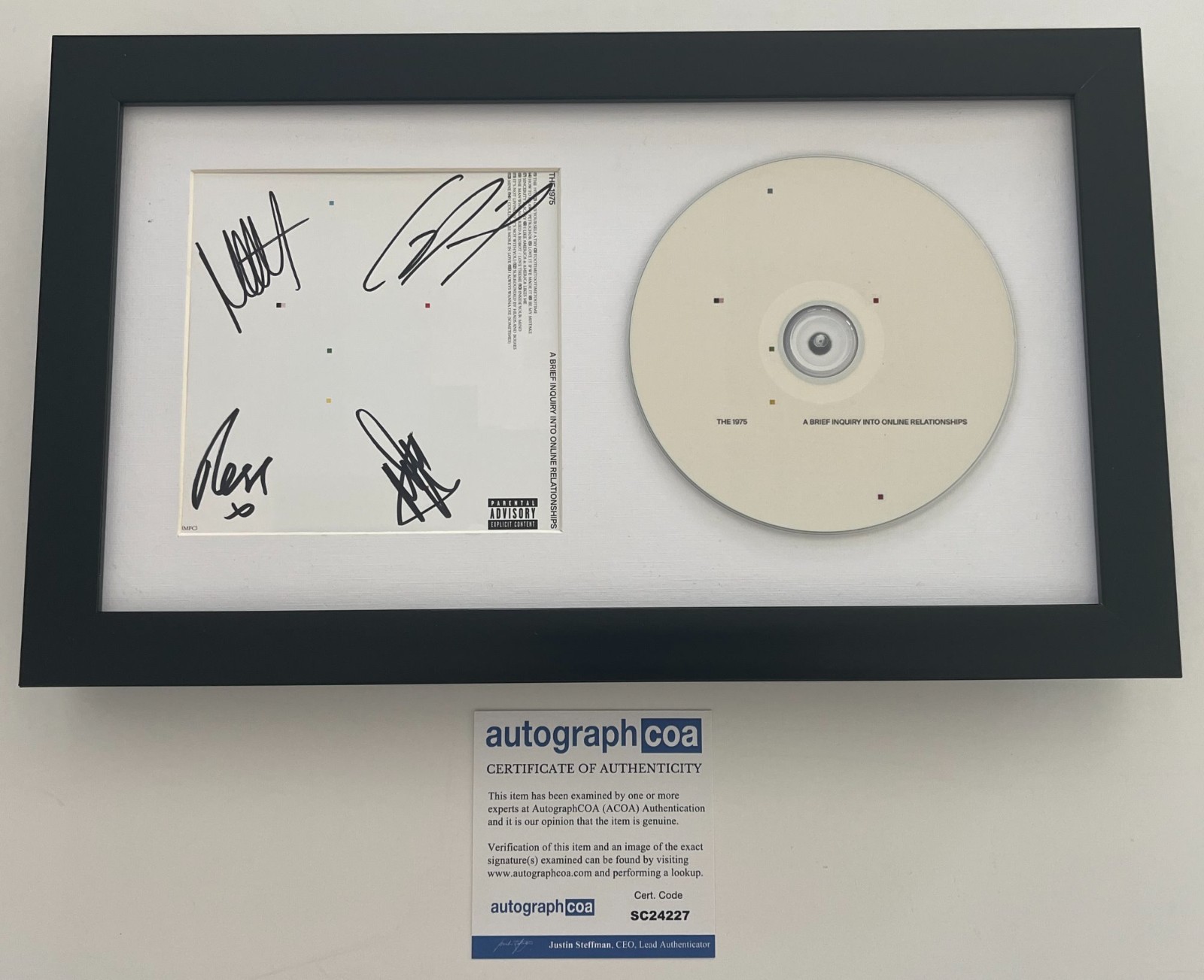 THE 1975 SIGNED A BRIEF INQUIRY INTO ONLINE RELATIONSHIPS FRAMED CD & COA ACOA